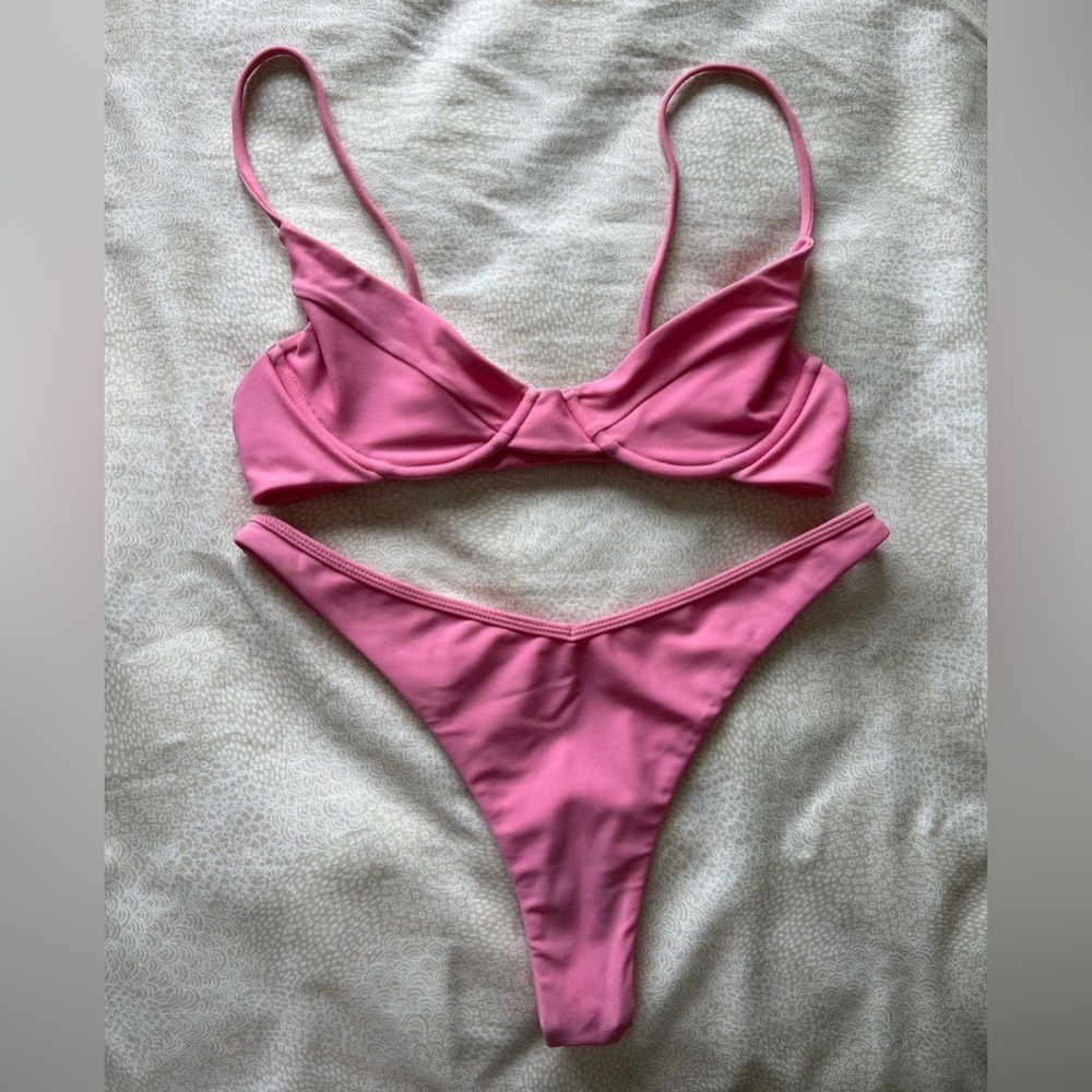 Benoa Swim Tokyo Set!! (V3NM0 ONLY)